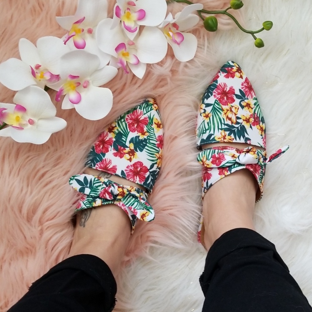 Tropical Floral Print Bow Mules - Picture 1 of 6